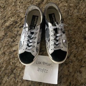 Awesome Golden goose. Worn only a couple times. Like new condition.